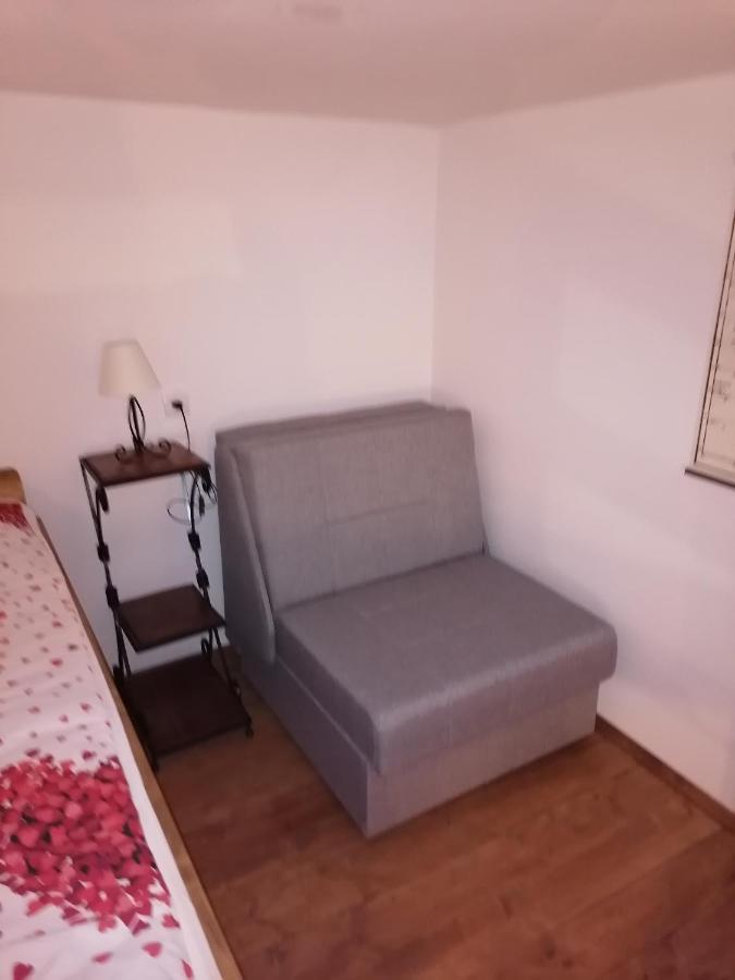 Apartman Stimac Petrovaradin Extérieur photo